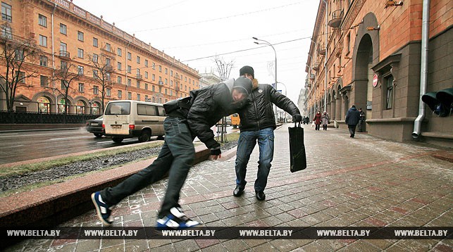 За тры дні галалёдныя траўмы ў Мінску атрымалі 45 чалавек