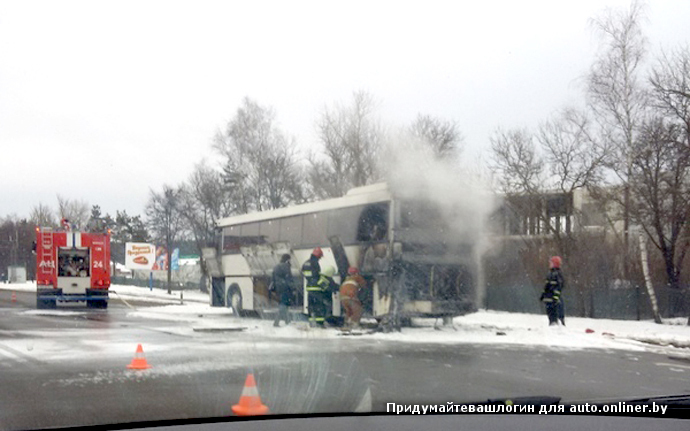 На трасе Мінск — Віцебск загарэўся аўтобус, пасажыры паспелі выйсці