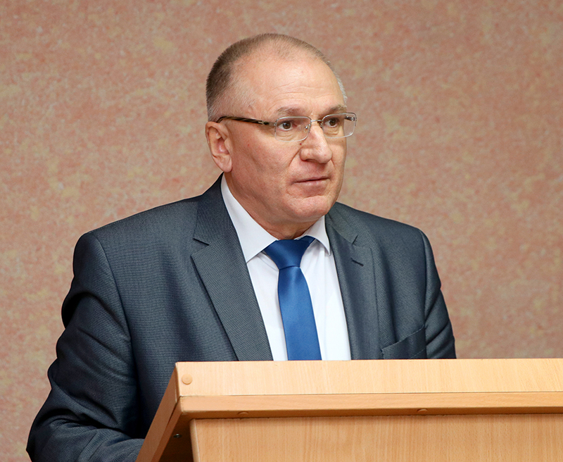 В Мозыре чиновник попался на лжи о детских площадках. Будут ли его судить?