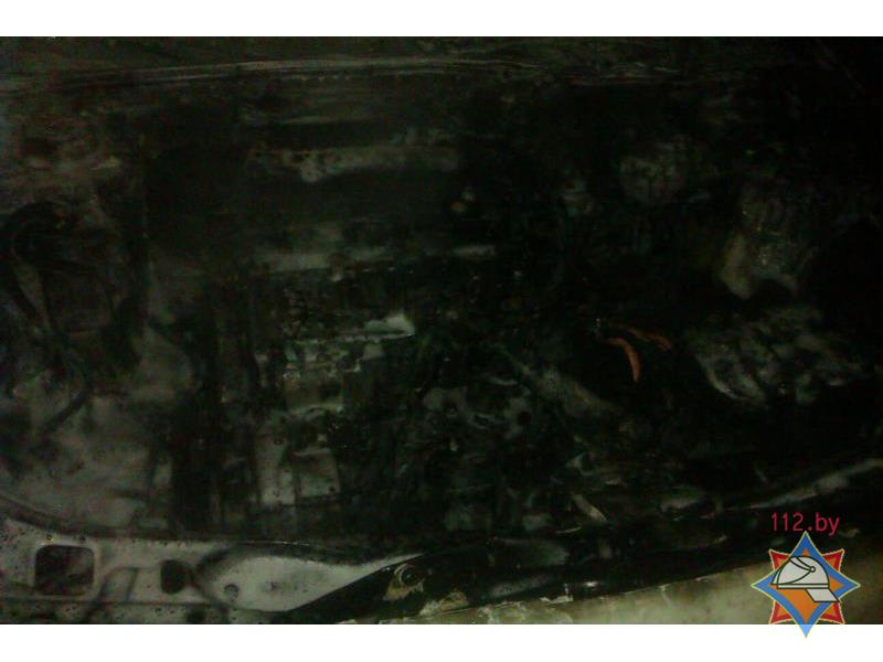 У Мінску гарэў "Фольксваген Пасат" (фота)