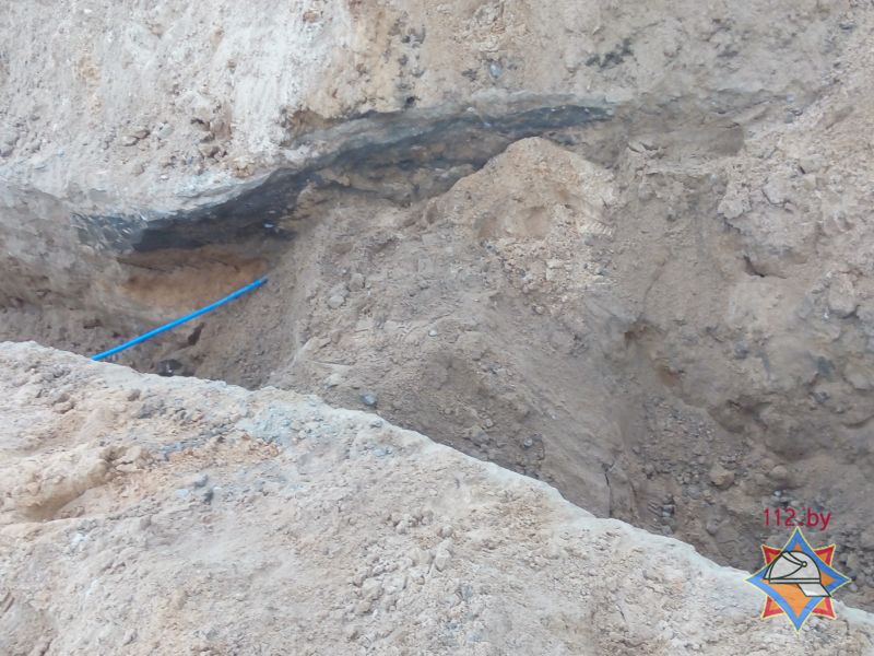 У Баранавічах дваіх чалавек засыпала зямлёй падчас пракладкі трубы ў траншэі