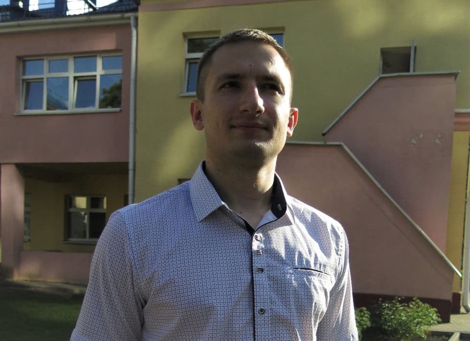 На свидании плакали в три ручья — жена "барабанщика", которому дали 6 лет тюрьмы
