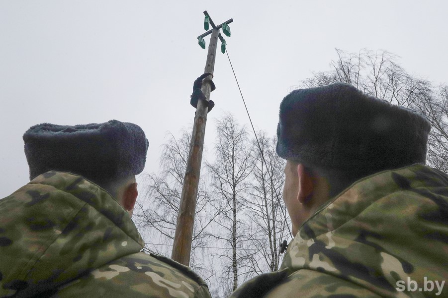 Як у Мінску спецназ праводзіў зіму