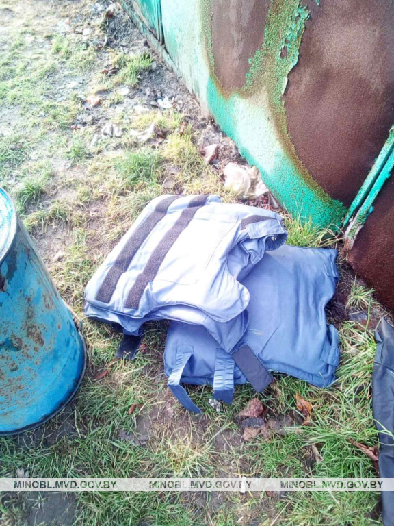 Жыхар Барысава аддаў міліцыянерам гранату без чэкі