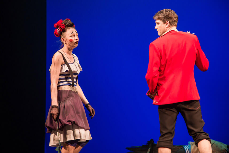 Зато с чистой совестью: актёров Купаловского выселяют из арендного жилья