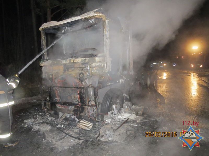 У Мінску згарэў цягач "Рэно Магнум-480" (фота)