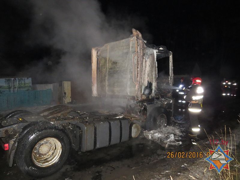 У Мінску згарэў цягач "Рэно Магнум-480" (фота)