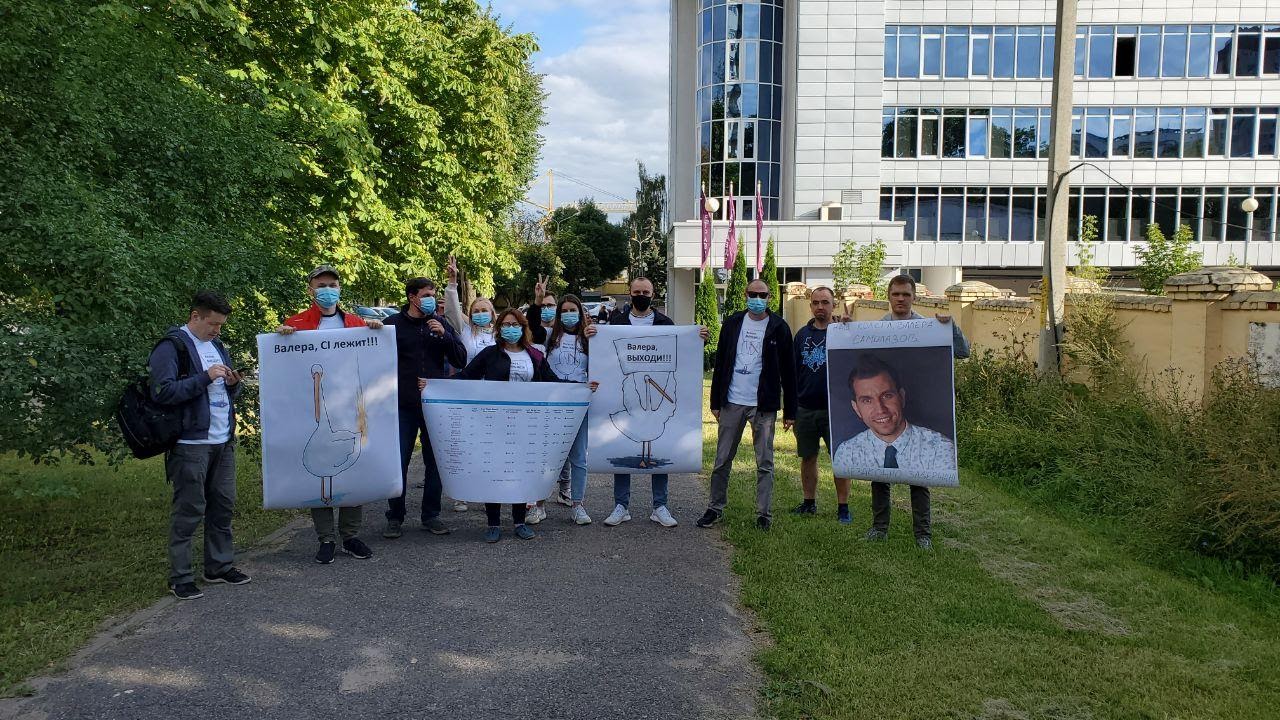 Автозак, РУВД, Жодино: как айтишника приняли в Минске за британского шпиона