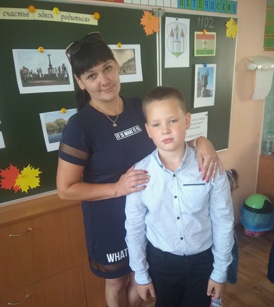 Маці-адзіночку перасялілі ў дом, на якім вісіць шалёны доўг