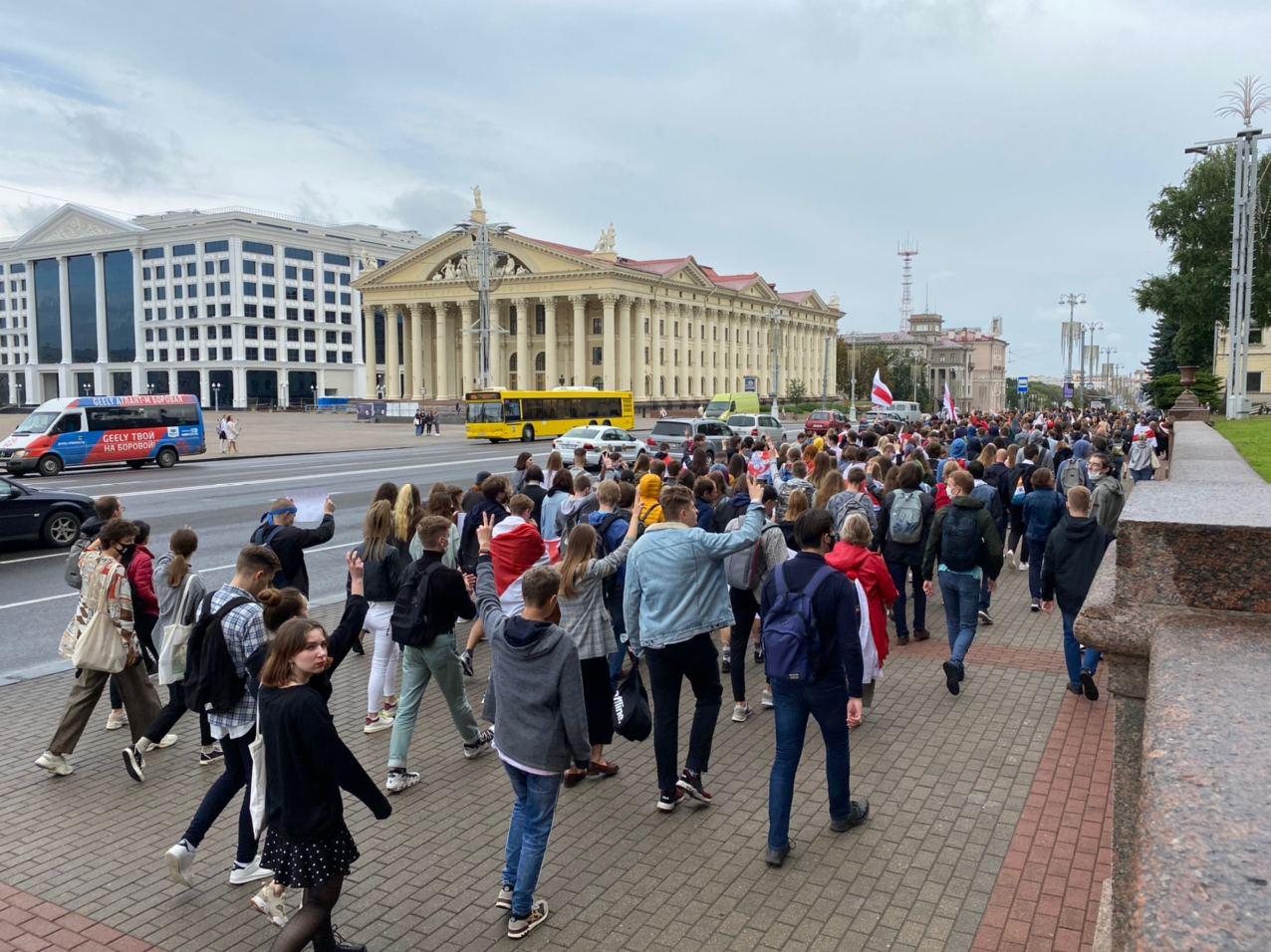 "Саша, ты адлічаны!" — студэнты сталічных ВНУ выйшлі на пратэст у Дзень ведаў