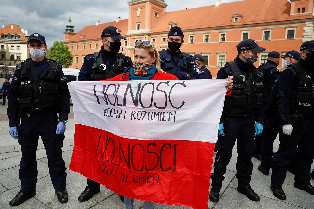 Выборы в Польше: они и есть, и их нет