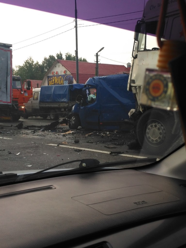 У жахлівай аўтааварыі пад Смаленскам загінулі два беларусы