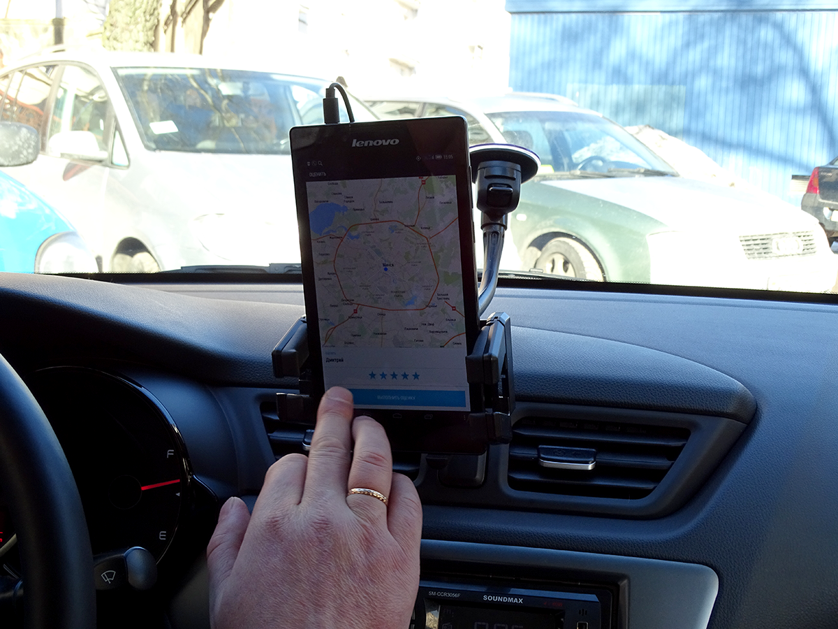 Ці пакажа кіроўца Uber даведку пра медагляд?