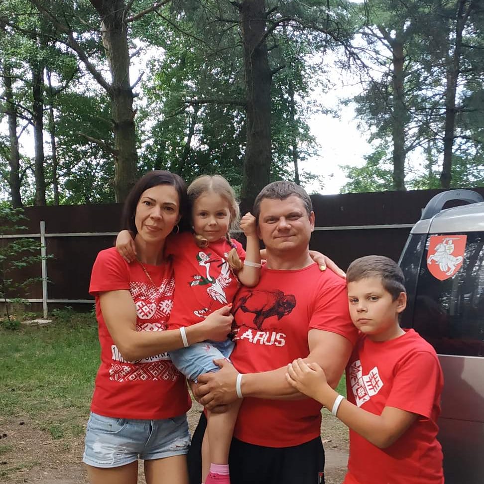 Владелец БЧБ-кебабной из Волковыска лишился бизнеса и с семьёй уехал в Германию