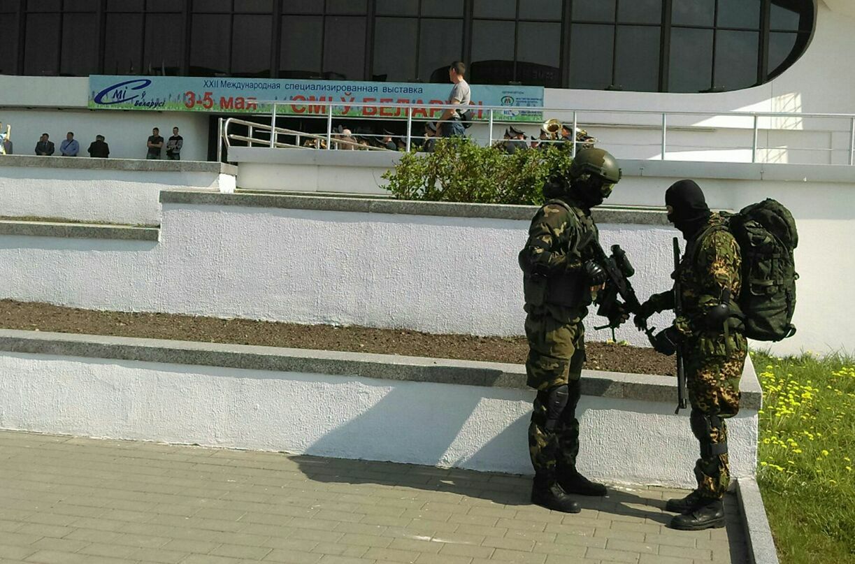 "Зялёныя чалавечкі" на выставе "СМІ ў Беларусі" (фотафакт)