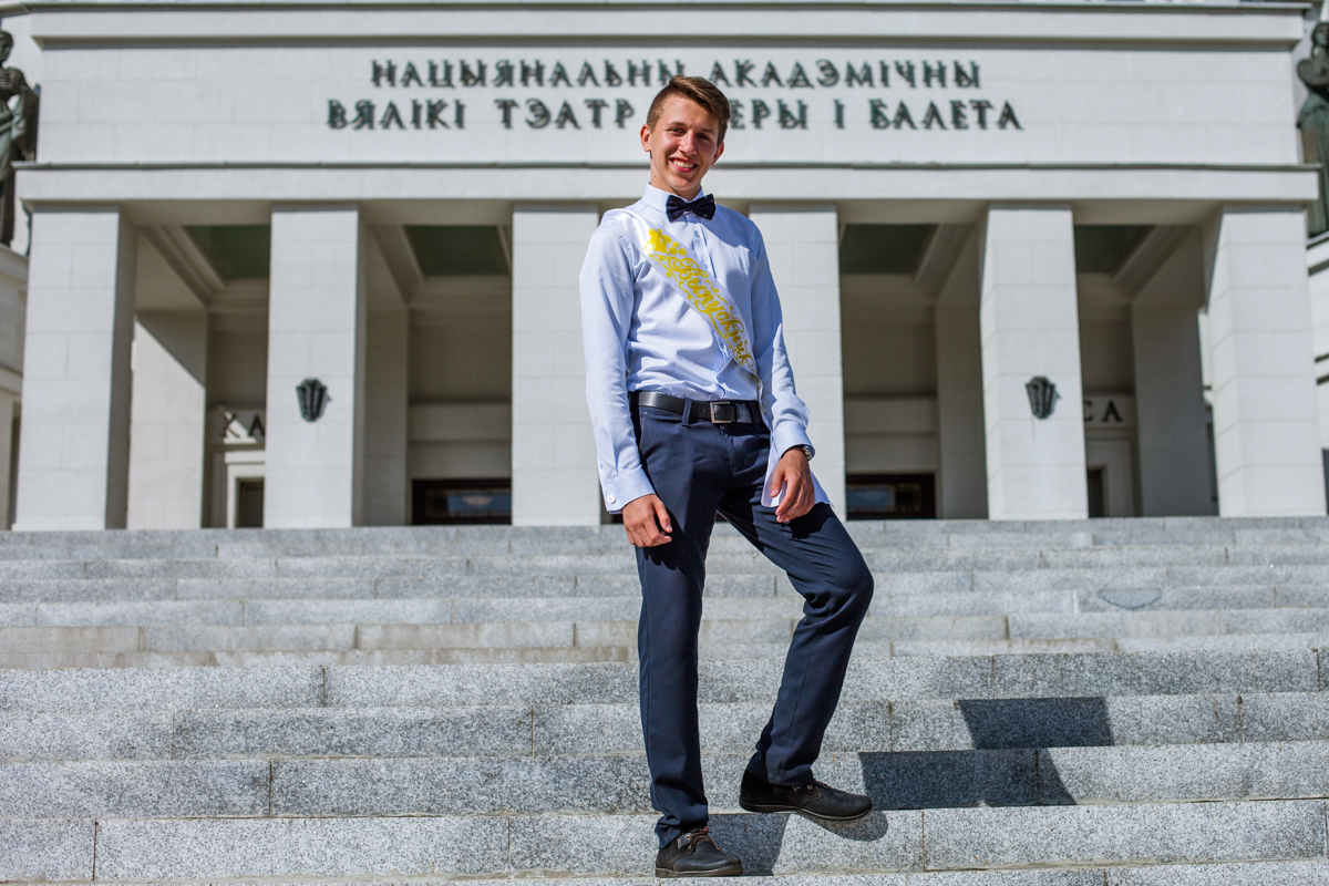 "Возможно, удастся уехать за границу или здесь пристроят по распределению"