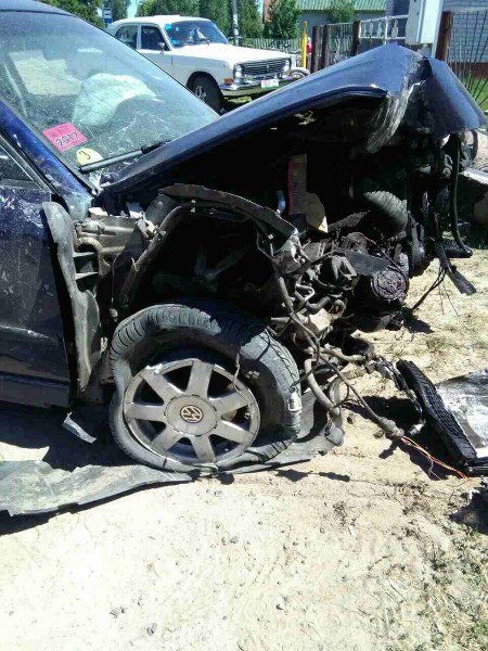 У Іванаўскім раёне легкавы аўтамабіль праламіў сцяну і заехаў у дом (фота)