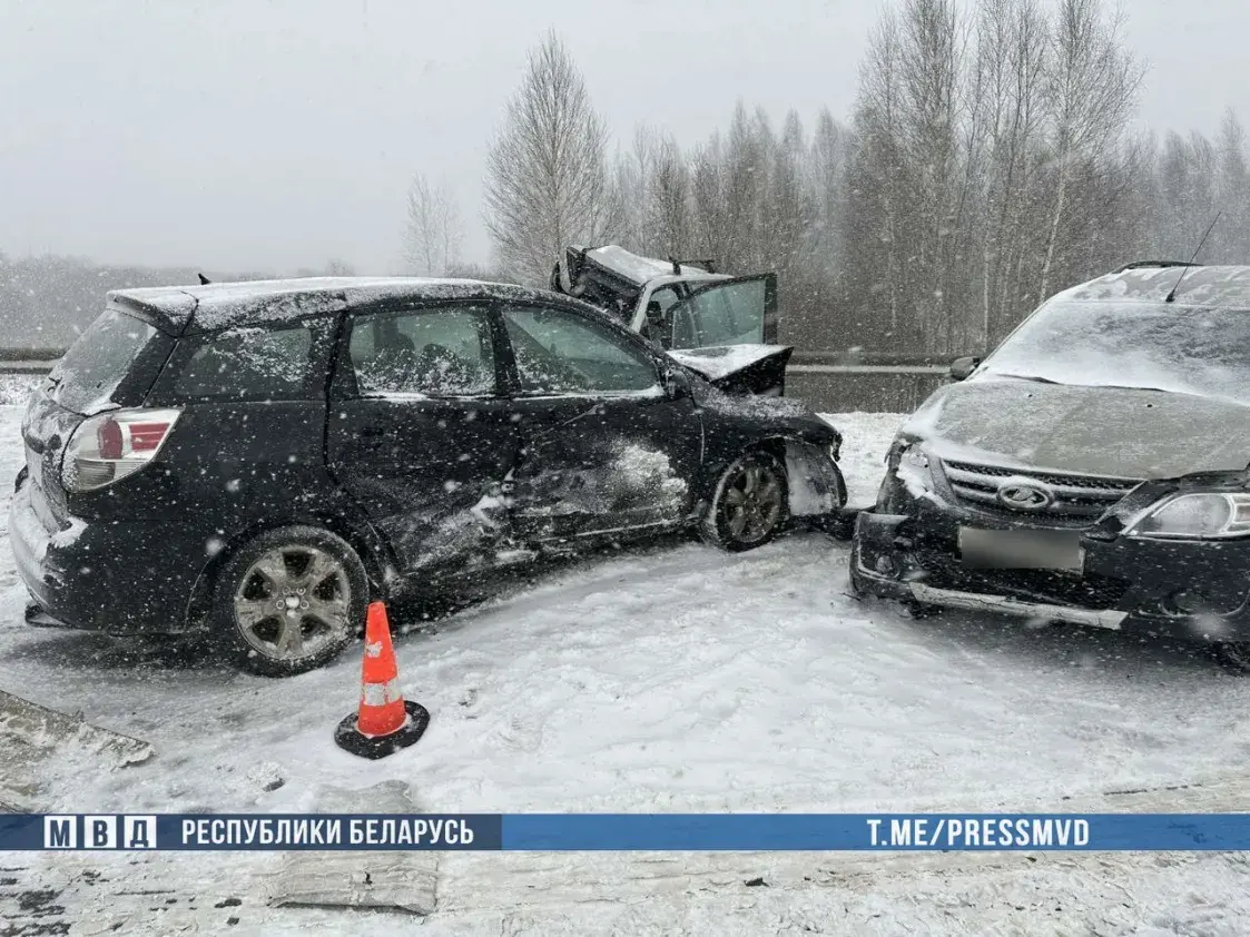 У аварыі ў Чавускім раёне загінулі 2 жанчыны