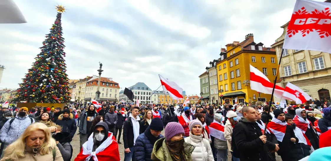 Як у Варшаве прайшоў марш “Не мой выбар” — фотарэпартаж