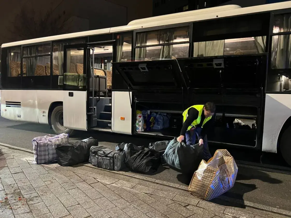 Как организована помощь освобождённым политическим узникам в Варшаве