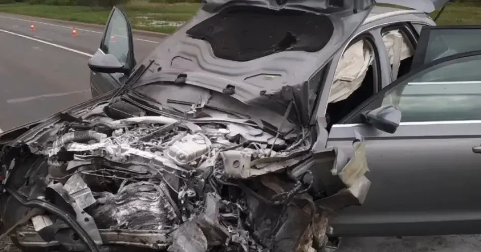У Пінскім раёне ў аварыі з удзелам 4 аўтамабіляў загінулі 2 чалавекі