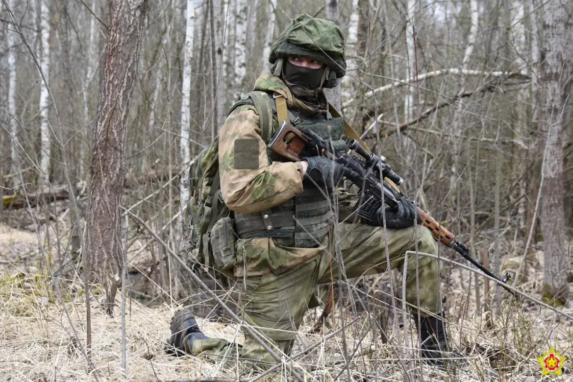 Брэсцкія дэсантнікі адпрацоўвалі баявыя дзеянні ў населеных пунктах