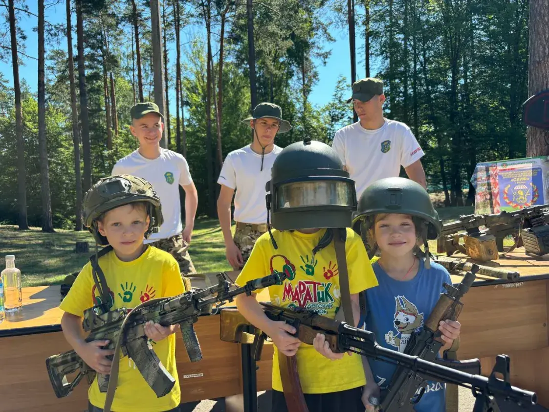 У Рэчыцкім раёне прыхільнік "рускага свету" рыхтаваў "юных партызан"