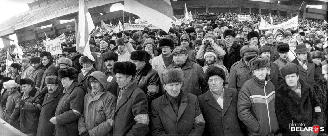 35 гадоў таму ў Мінску адбыўся першы дазволены мітынг дэмсіл