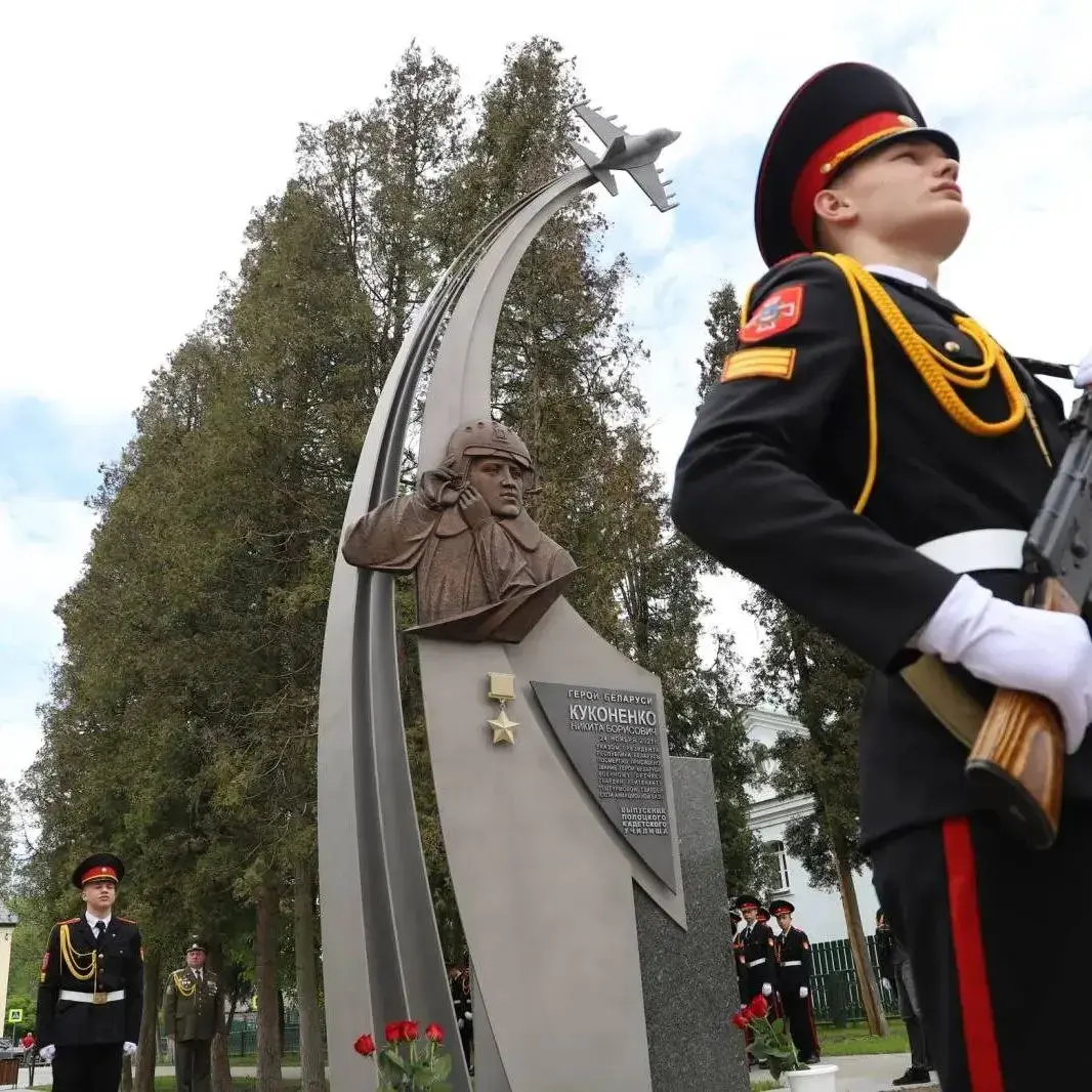 У Баранавічах з'явілася памятная дошка ў гонар загінулых лётчыкаў
