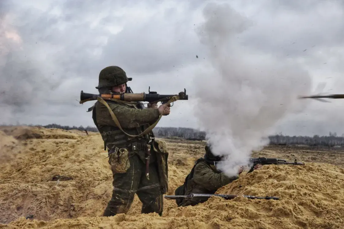 Брэсцкія дэсантнікі вучыліся трымаць абарону ў акопах