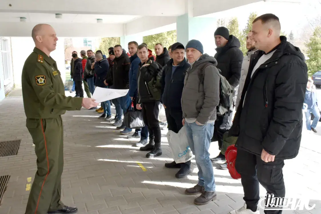 У Слоніме механізаваную брыгаду прывялі ў поўную баявую гатоўнасць