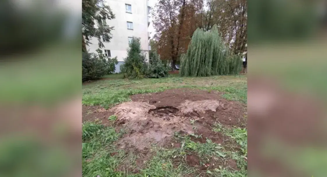 У Мінску ратавальнікі выцягнулі падлетка з гразевай пасткі
