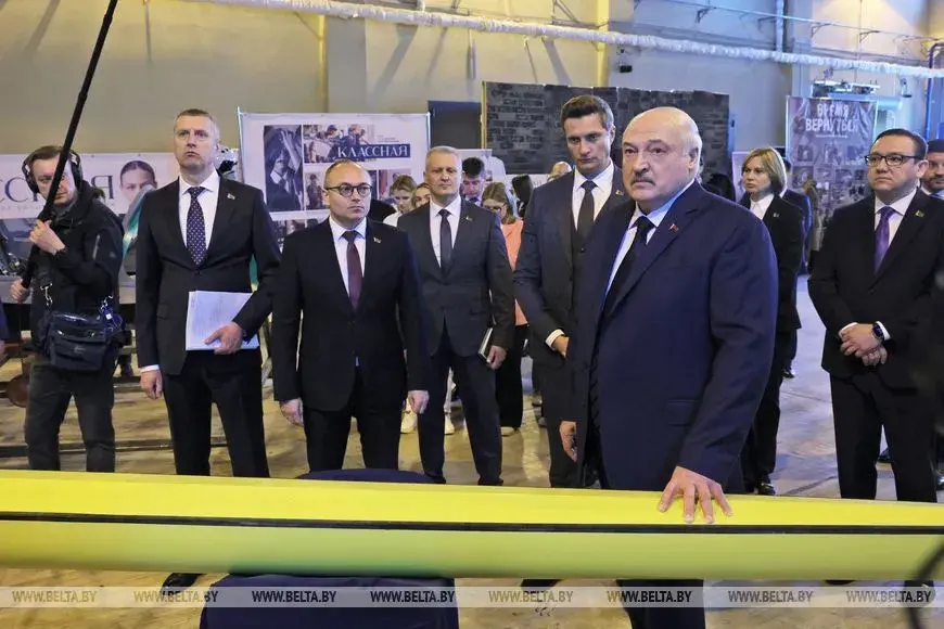 Лукашэнка зноў разнёс “Беларусьфільм” — але працаваць па-іншаму студыя не можа