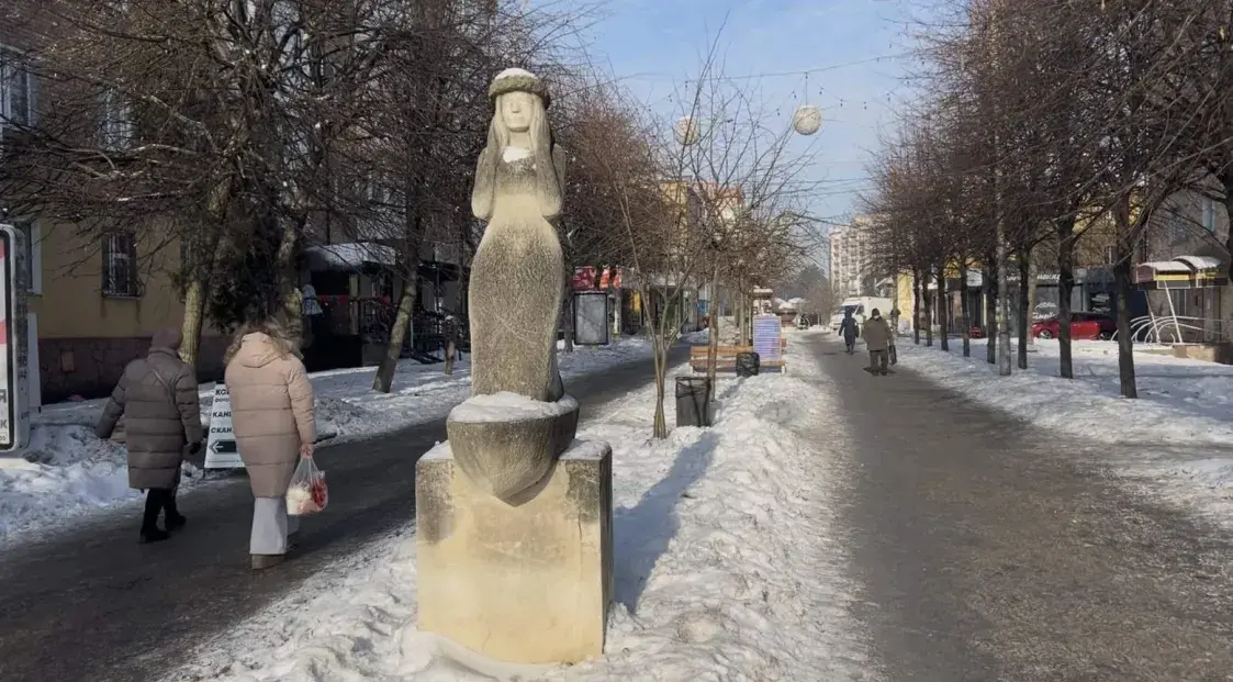 “Моцна смярдзела. Не тэхнікай, а людзьмі”. Буча праз чатыры гады пасля акупацыі