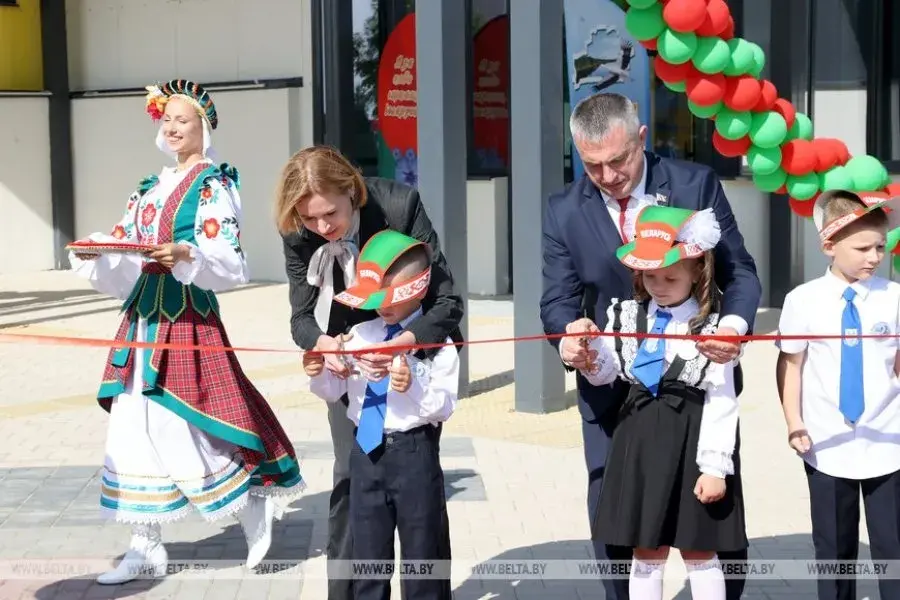 Урачыста адкрыты басейн у Хойніках адразу ж закрылі