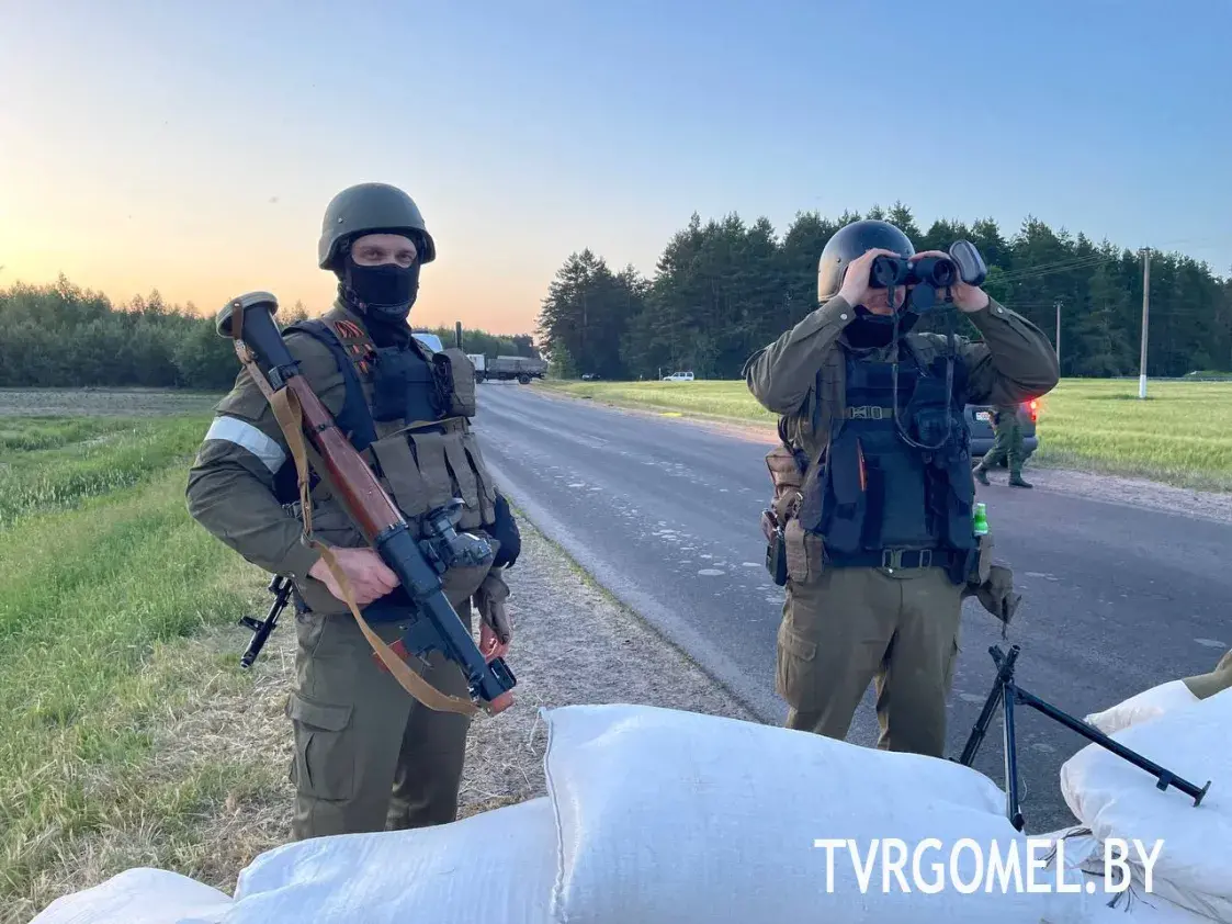 В Гомельской области на дорогах появились блокпосты