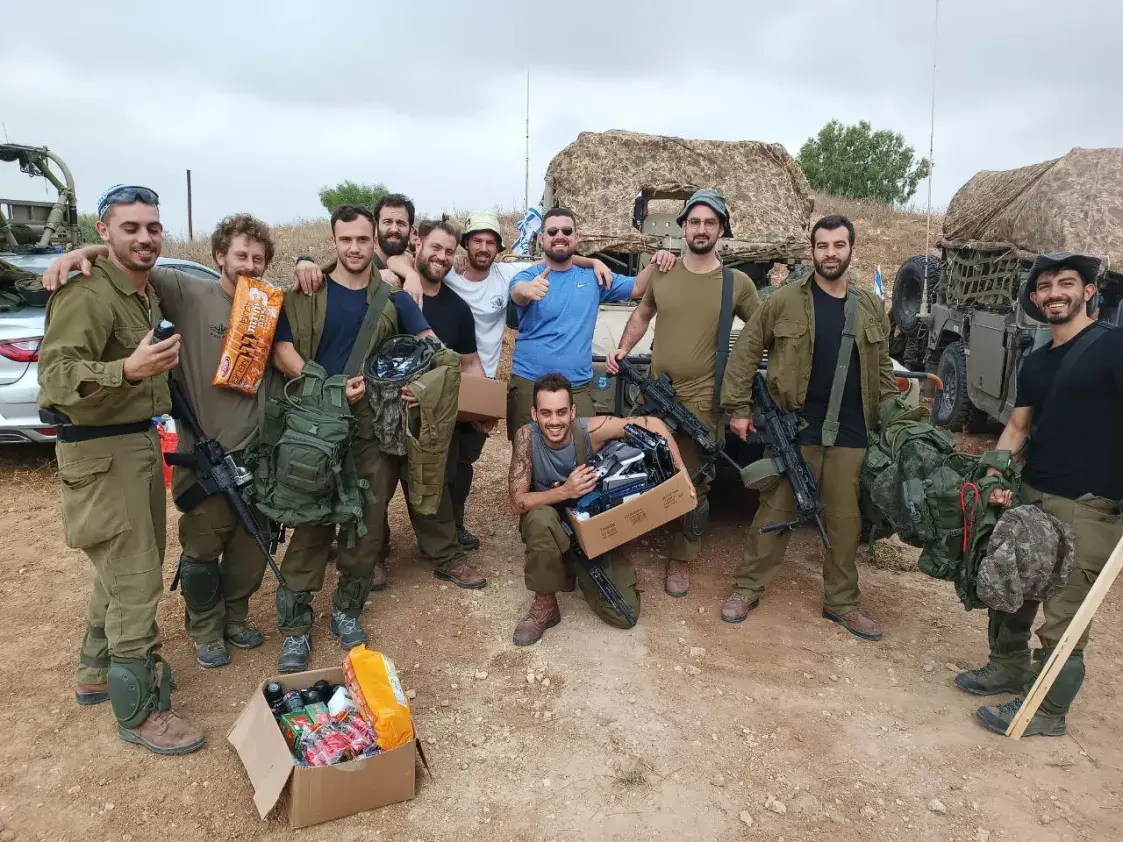 “Прабачце, нас бамбяць!” Беларус збег ад пераследу КДБ і дапамагае арміі Ізраіля