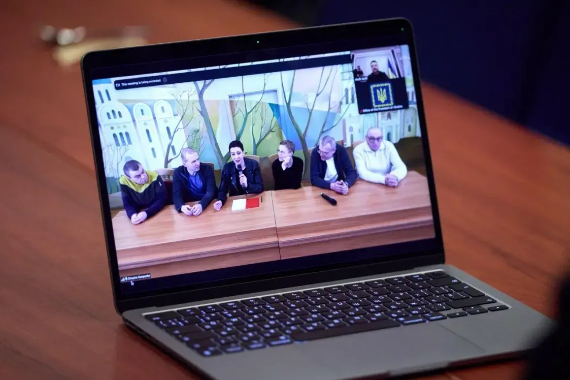 Ані Вільня, ані Варшава — Чарнігаў: як амерыканцы 123 палітвязняў вызвалялі