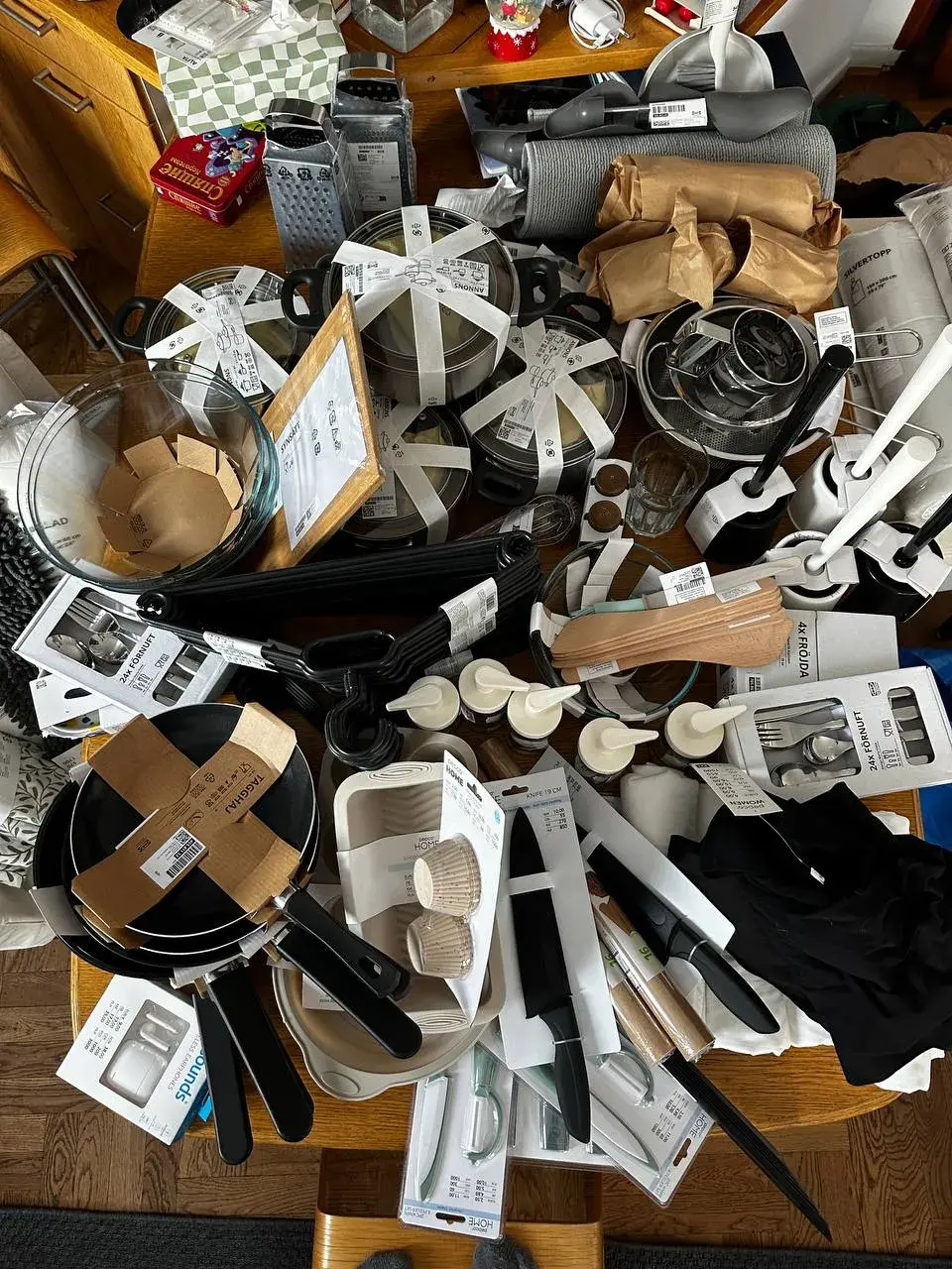 “Радуюся, калі бачу запыт на люстэрка”. Чаго хочацца вызваленым палітвязням