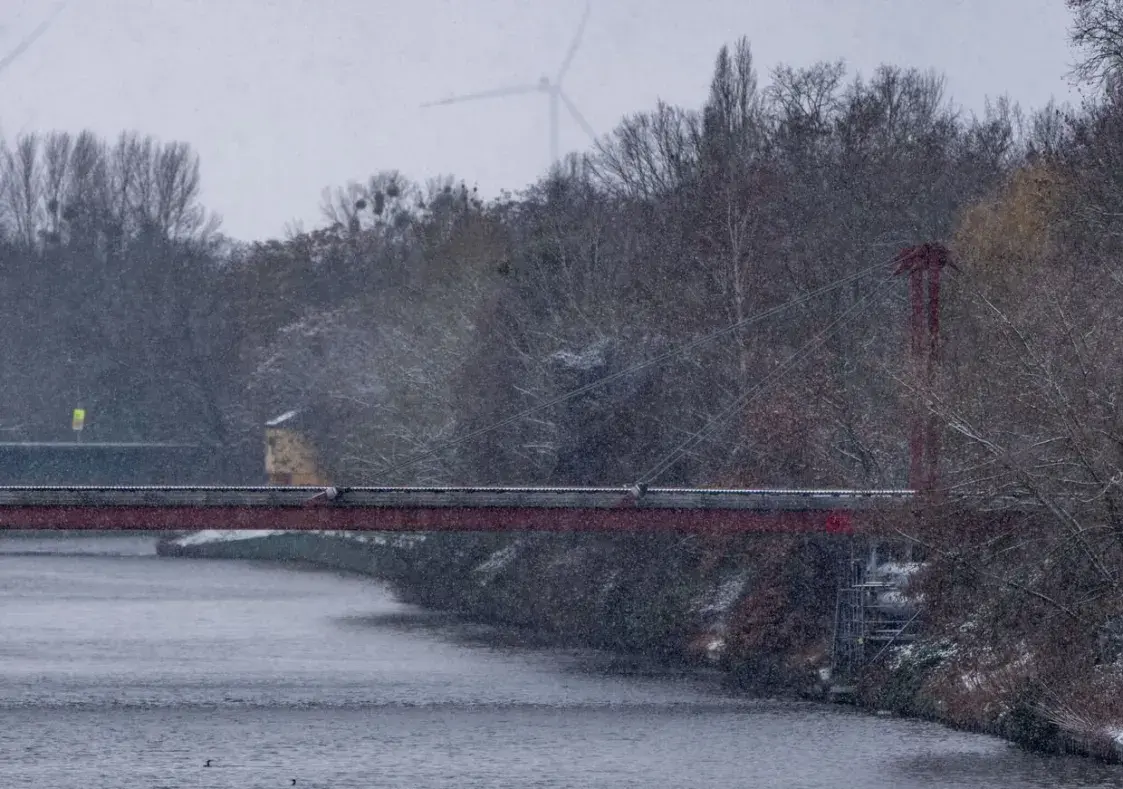 Маштабны блэкаўт у Берліне — святло знікла ў 45 тысячах дамоў