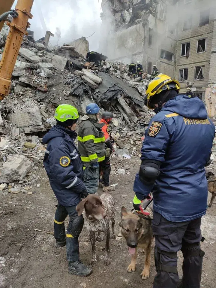 Итоги спасательной операции в Днепре, минимум 45 погибших — 329-е утро войны