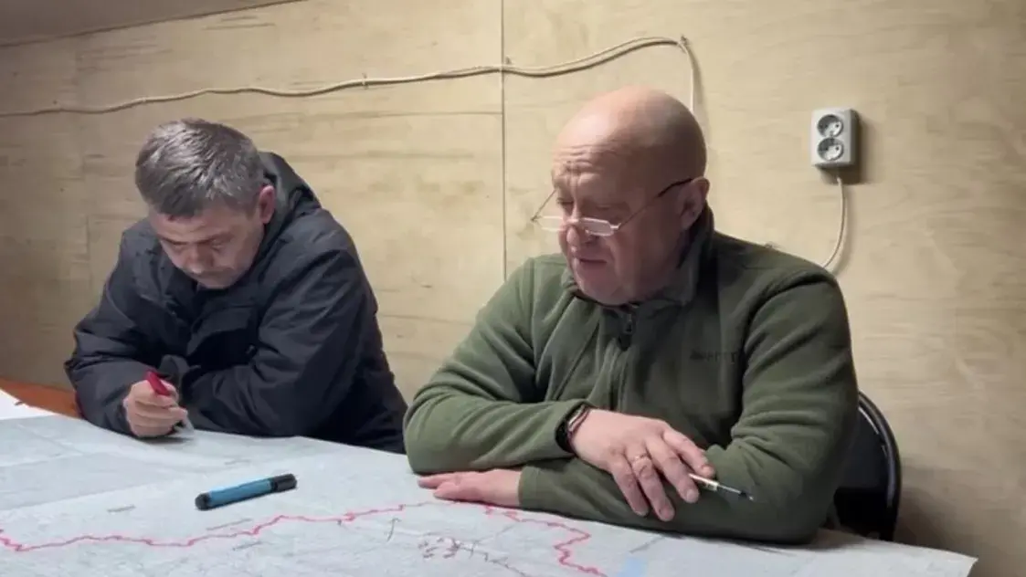 Ночная атака Кривого Рога, есть попадания — 394-е утро войны в Украине