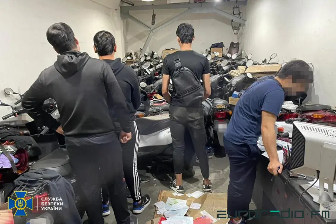 Ліквідаваны буйны канал незаконнай легалізацыі расіян, якія ўцяклі ва Украіну