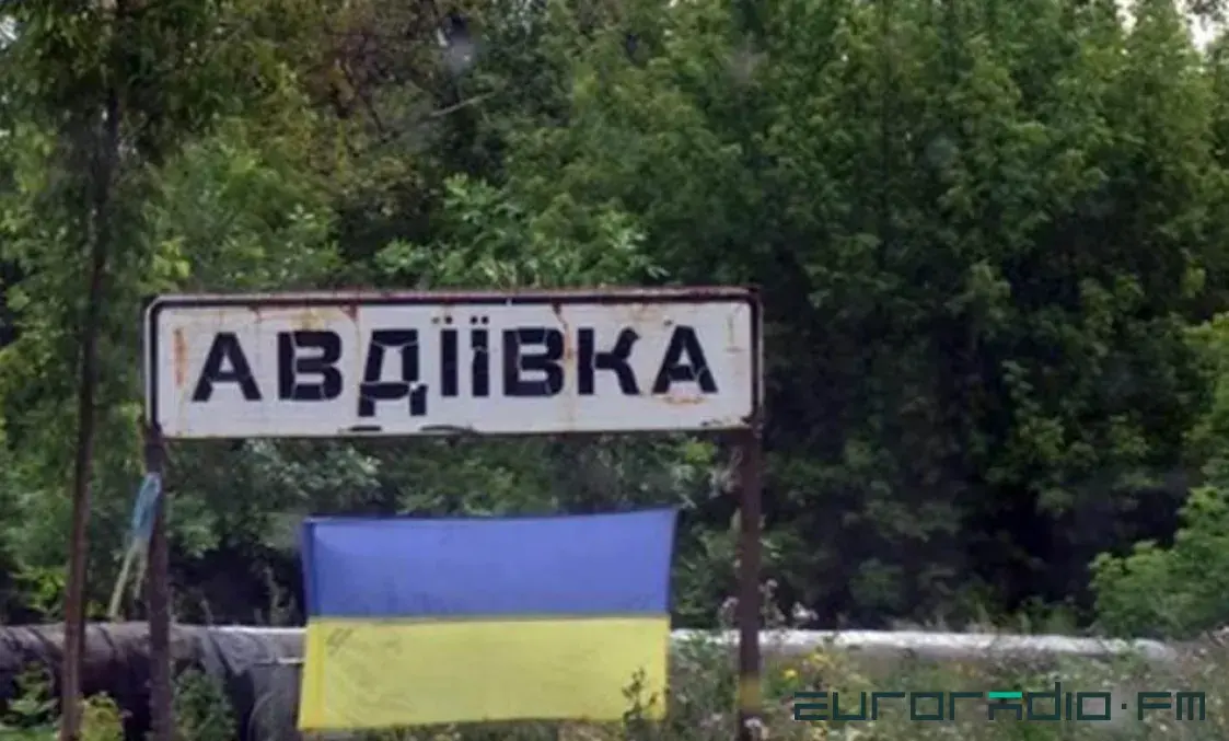 За день город обстреливают до 20 раз, ВС РФ штурмуют Авдеевку — 162-е утро войны