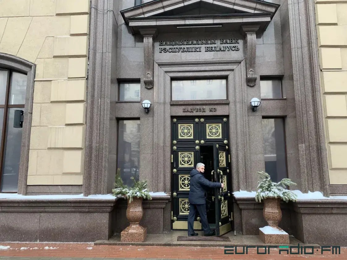 Нацбанк печатает деньги, чтобы скрыть проблемы: закончится это ростом цен