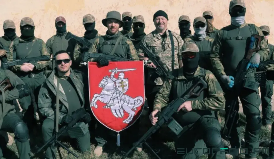 Тихановскую — в “королевы”, Вячорку выслать в Монголию: мысли Вадима Прокопьева