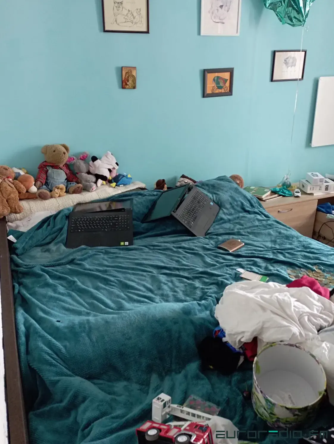 Беларускі пісьменнік вярнуўся ў Бучу: забралі дрыль, змяшальнік, пусцілі галубоў