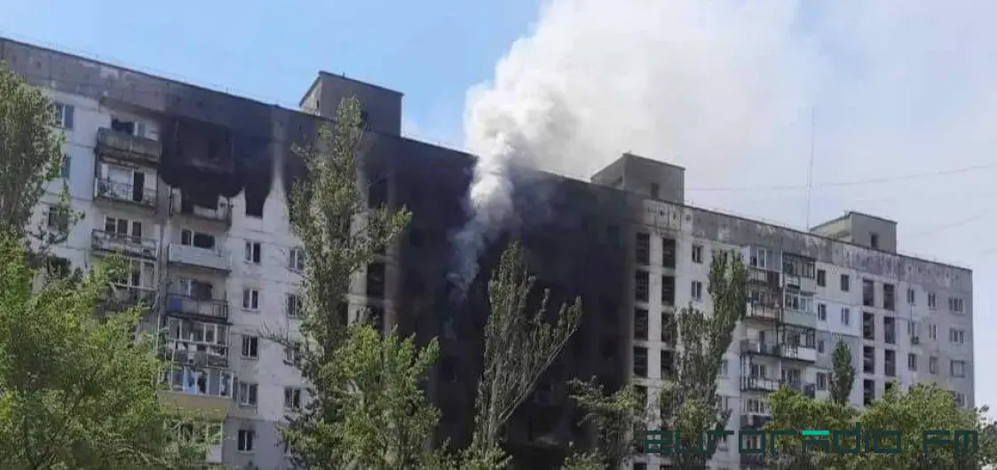 Макрон готов встретиться с Путиным — 114-е утро войны в Украине