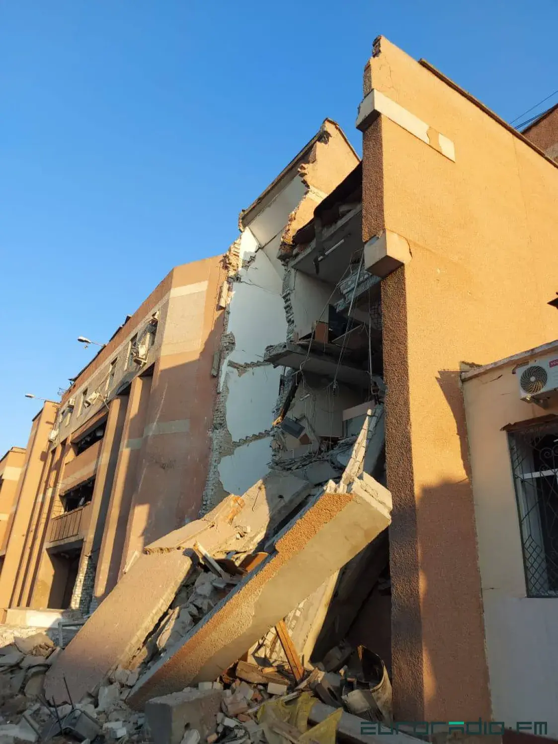 Взрывы в Крыму и пожары в российском Белгороде — 177-е утро войны в Украине