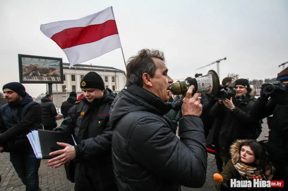 Каля Вярхоўнага суда ў Мінску прайшла акцыя пратэсту (фота, відэа)